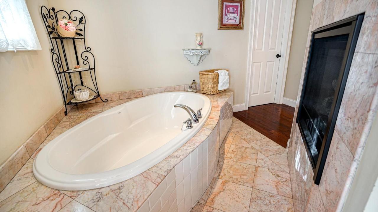 The River Belle Inn Healdsburg Ngoại thất bức ảnh